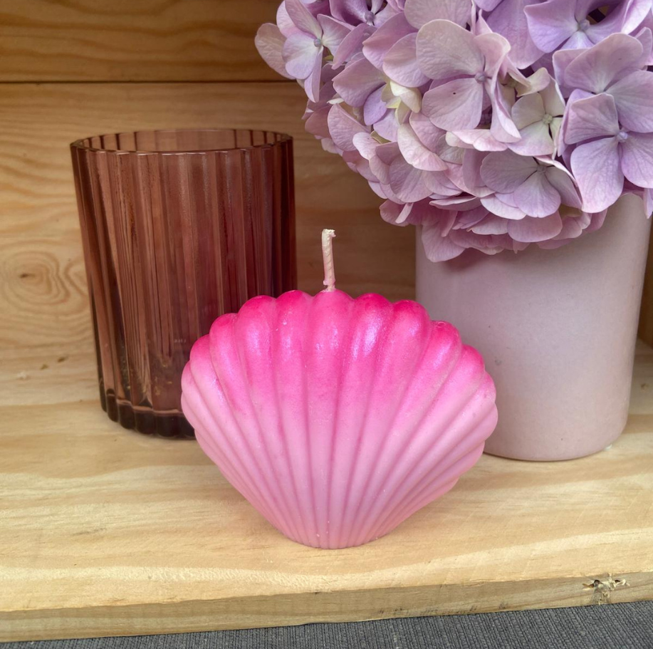 Bougie moulée modèle coquillage