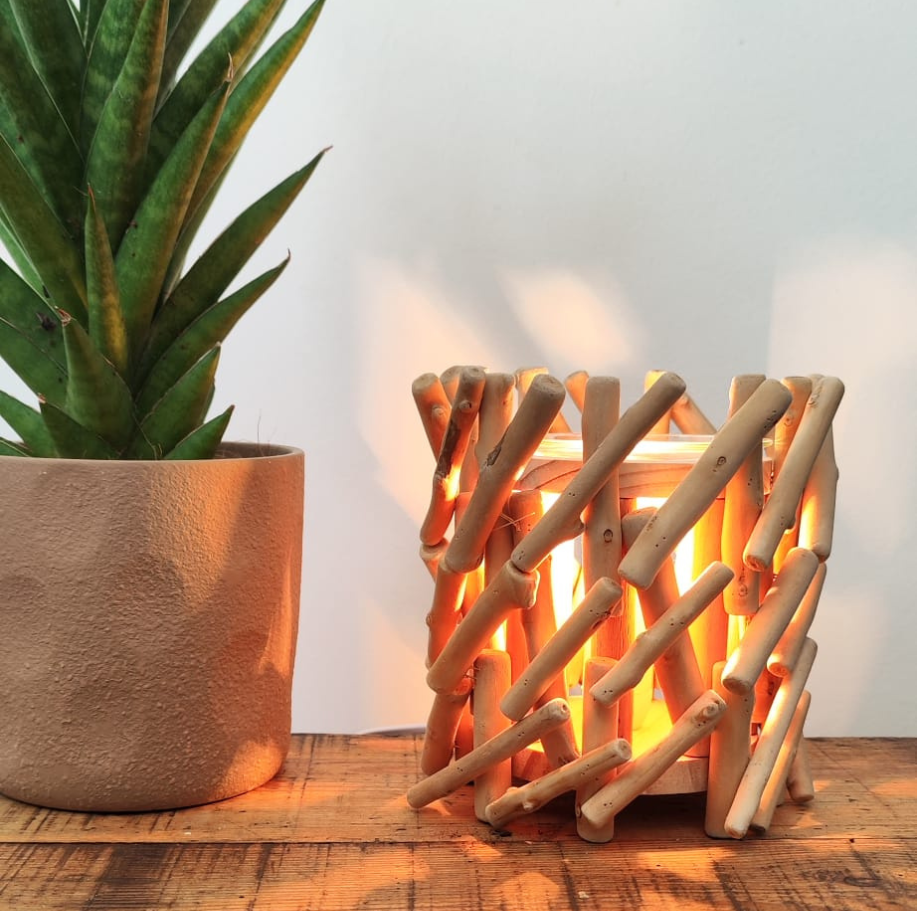 Lampe diffuseur en bois flotté – Fondants parfumés & huiles essentielles